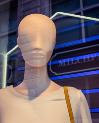 Mannequins and figures