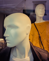 Mannequins and figures